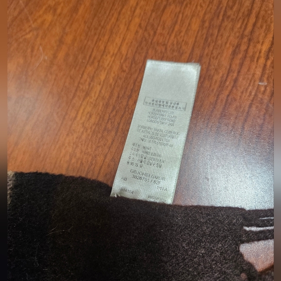 Burberry Nova Check 100% Cashmere Scarf with Defect - Picture 6 of 7